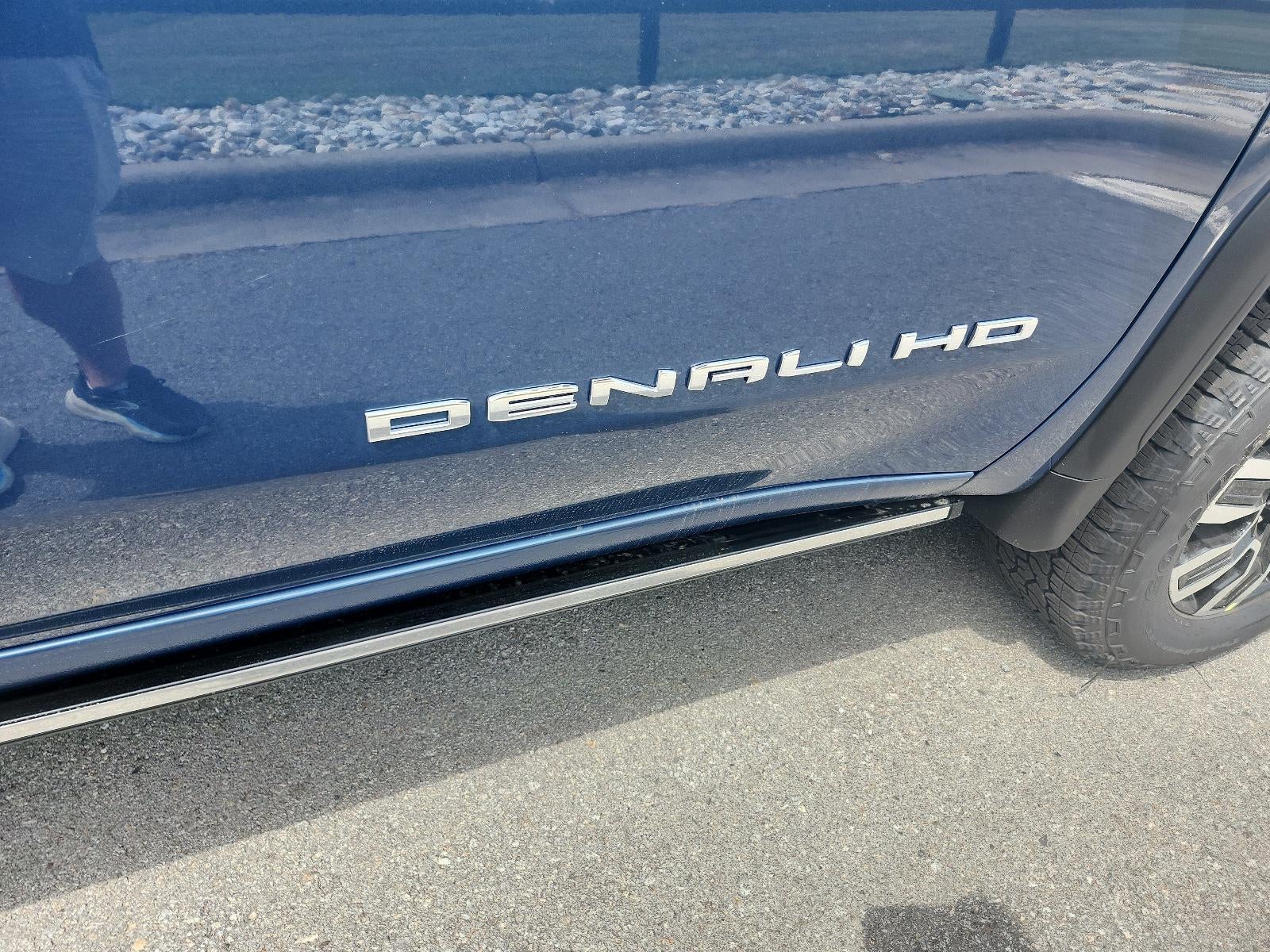 2026 GMC Sierra 2500 HD Crew Cab Standard Box 4-Wheel Drive Denali Ultimate