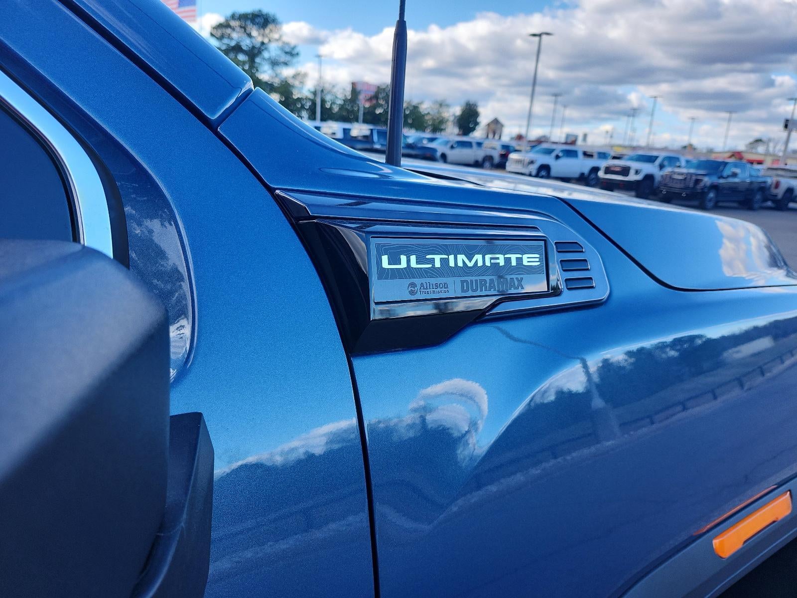 2026 GMC Sierra 2500 HD Crew Cab Standard Box 4-Wheel Drive Denali Ultimate