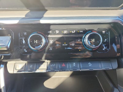 2026 GMC Sierra 2500 HD Crew Cab Standard Box 4-Wheel Drive Denali Ultimate