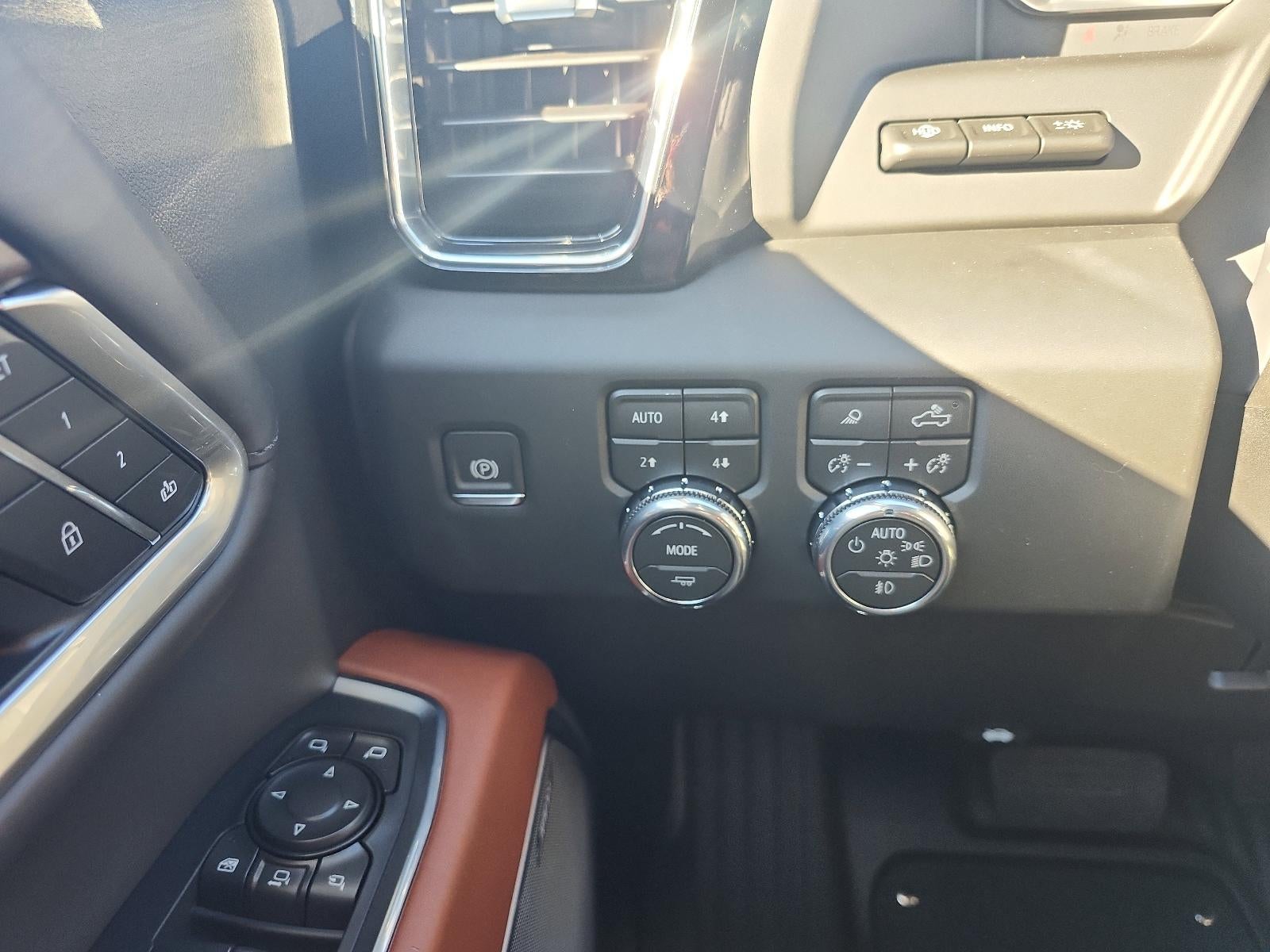 2026 GMC Sierra 2500 HD Crew Cab Standard Box 4-Wheel Drive Denali Ultimate