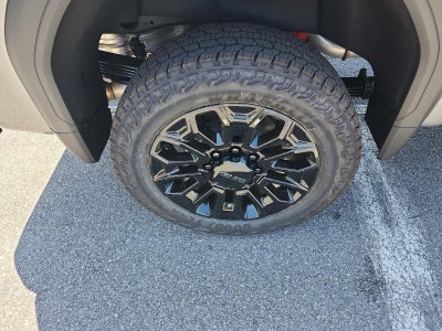 2026 GMC Sierra 2500 HD Crew Cab Standard Box 4-Wheel Drive Denali Ultimate