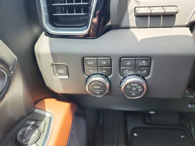 2026 GMC Sierra 2500 HD Crew Cab Standard Box 4-Wheel Drive Denali Ultimate