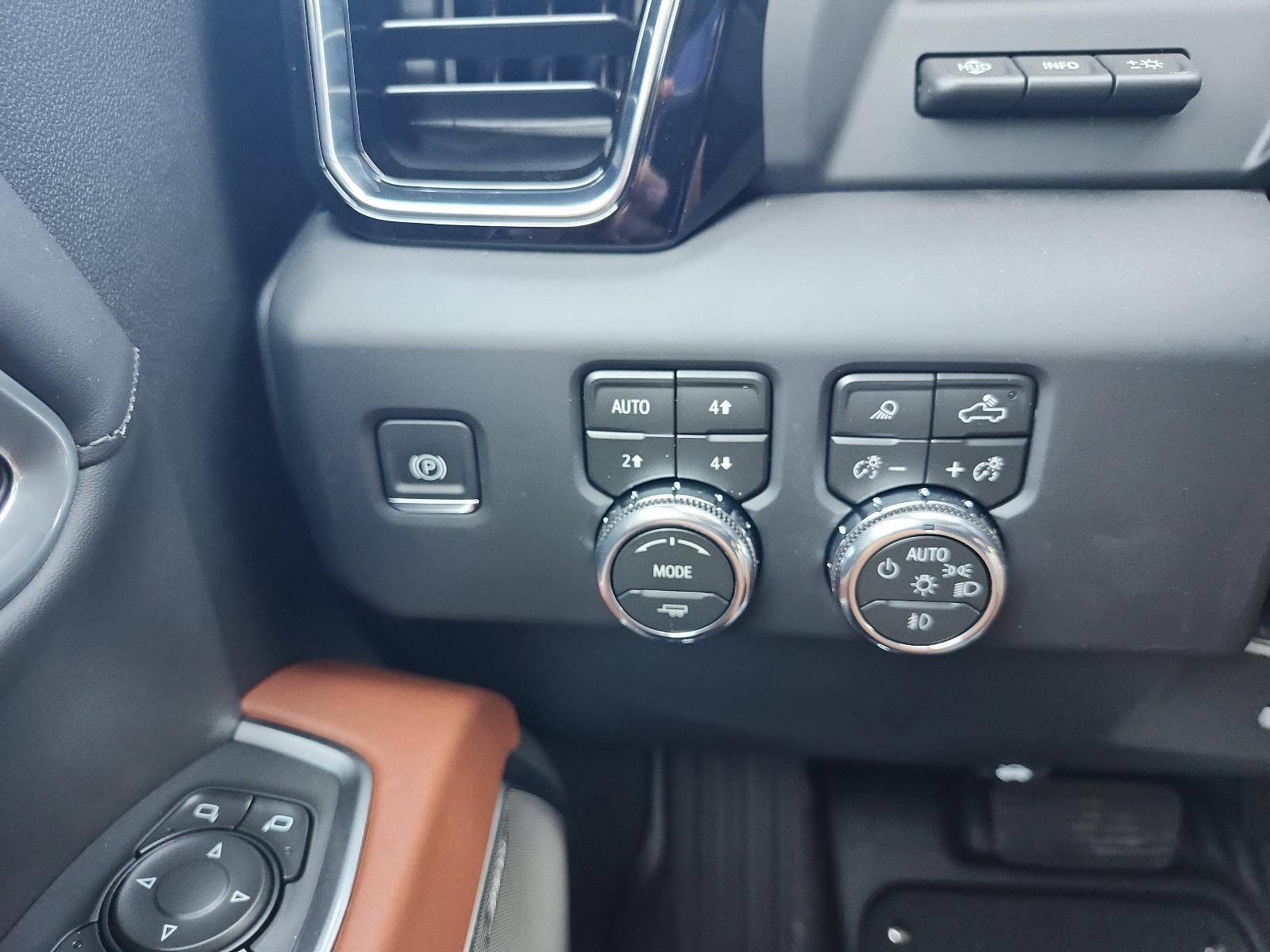 2026 GMC Sierra 2500 HD Crew Cab Standard Box 4-Wheel Drive Denali Ultimate