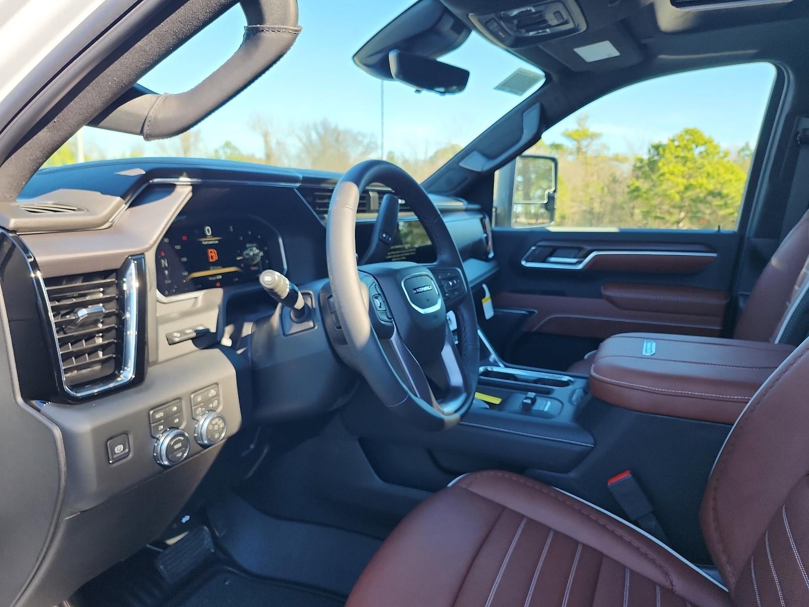 2026 GMC Sierra 2500 HD Crew Cab Standard Box 4-Wheel Drive Denali Ultimate