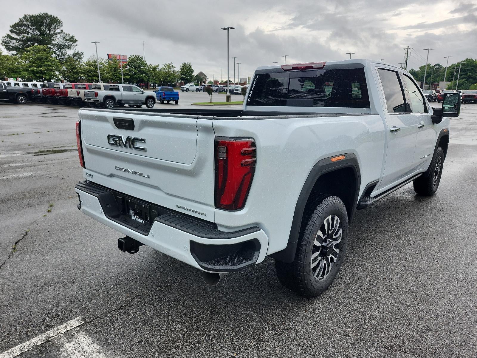 2026 GMC Sierra 2500 HD Crew Cab Standard Box 4-Wheel Drive Denali Ultimate