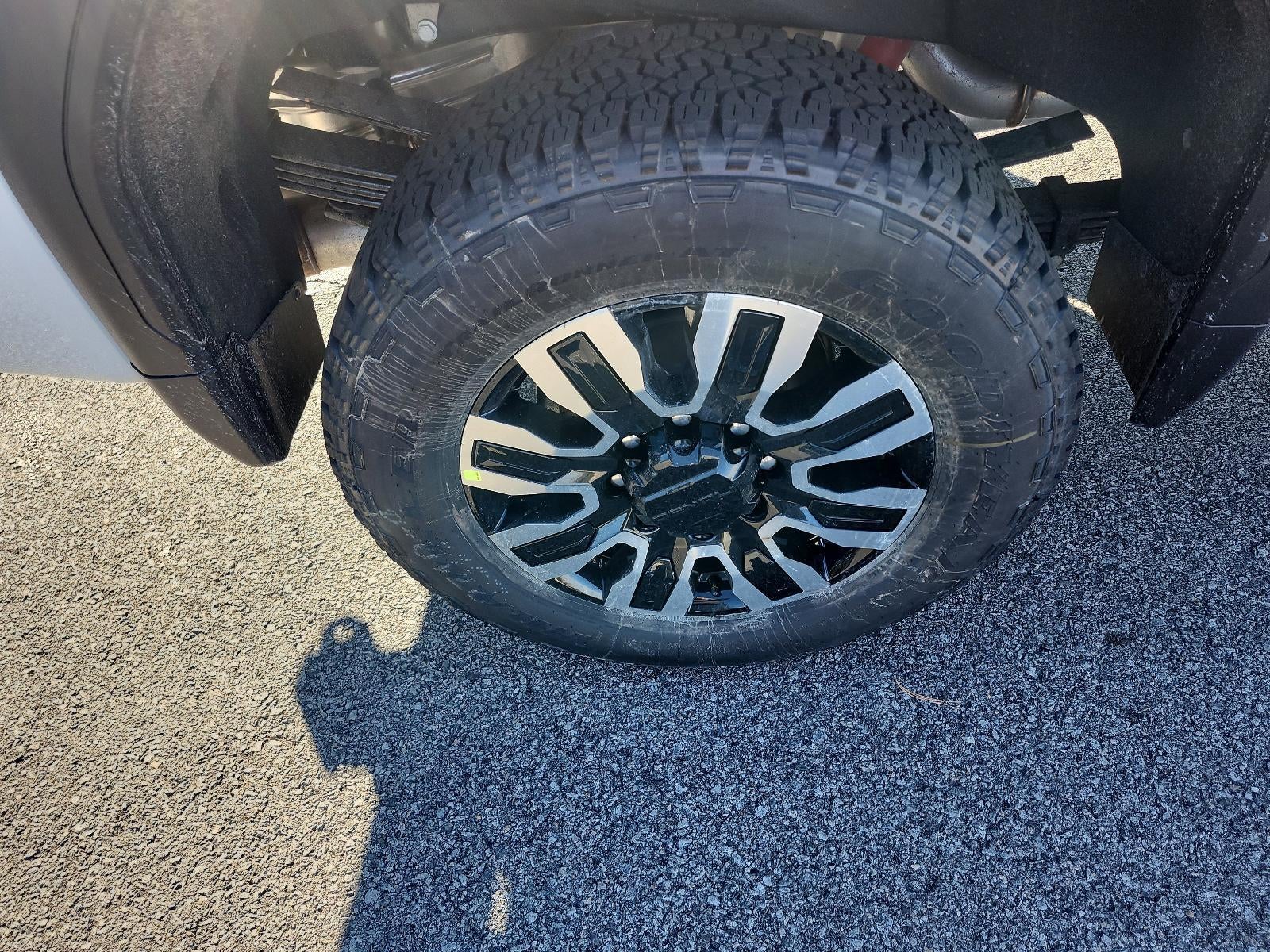 2026 GMC Sierra 2500 HD Crew Cab Standard Box 4-Wheel Drive Denali Ultimate