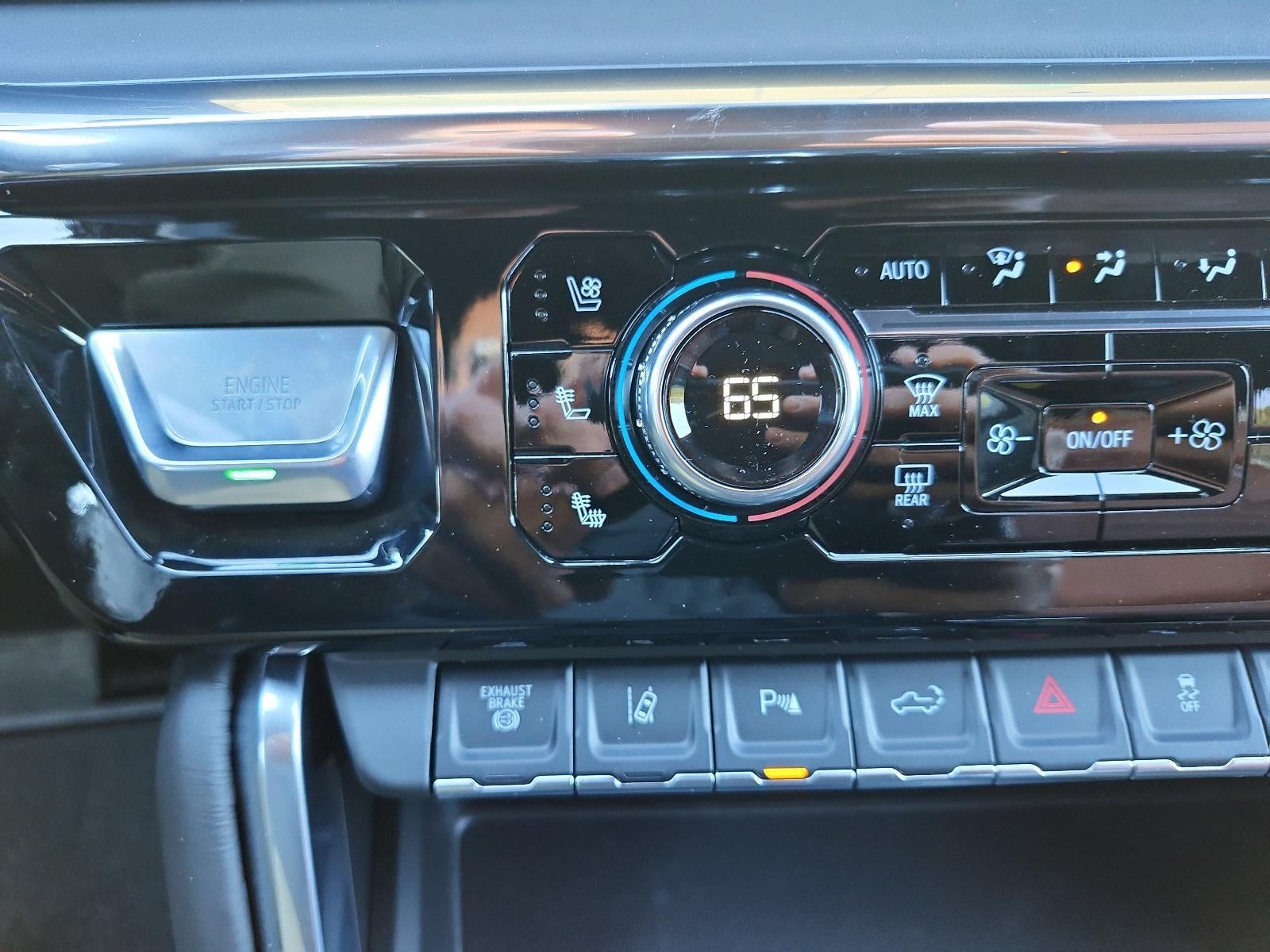 2026 GMC Sierra 2500 HD Crew Cab Standard Box 4-Wheel Drive Denali Ultimate