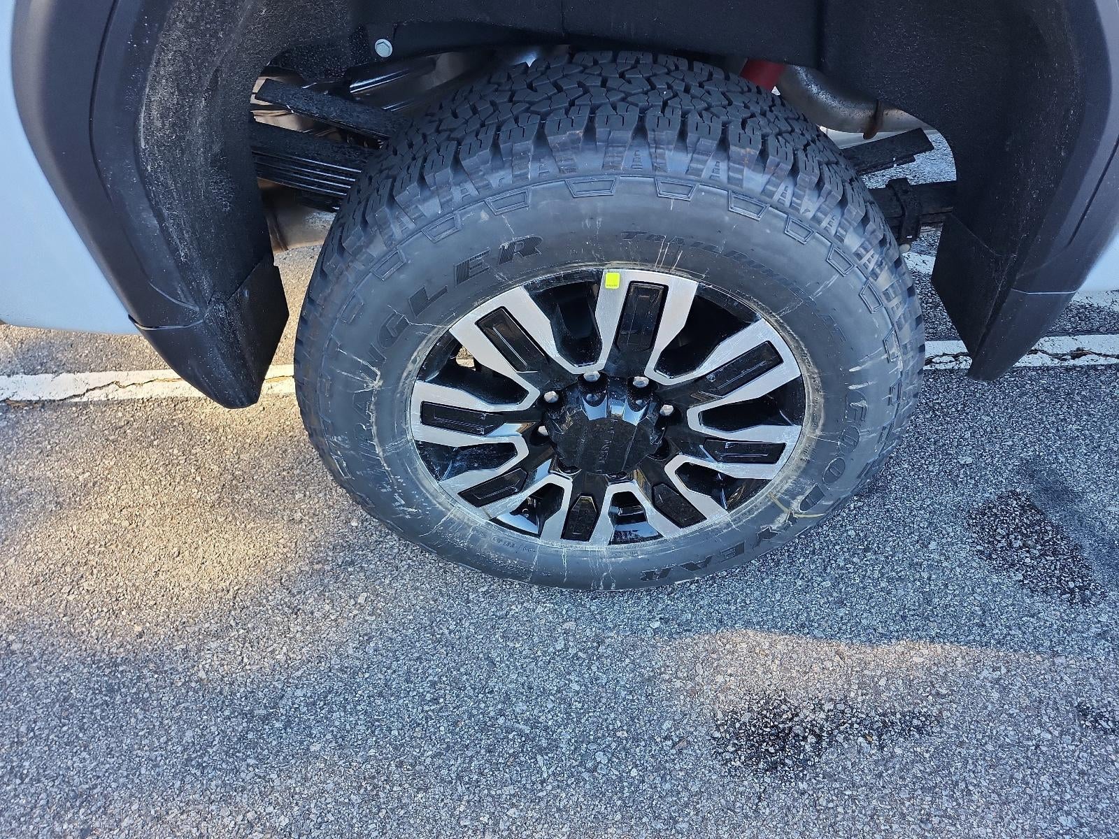 2026 GMC Sierra 2500 HD Crew Cab Standard Box 4-Wheel Drive Denali Ultimate