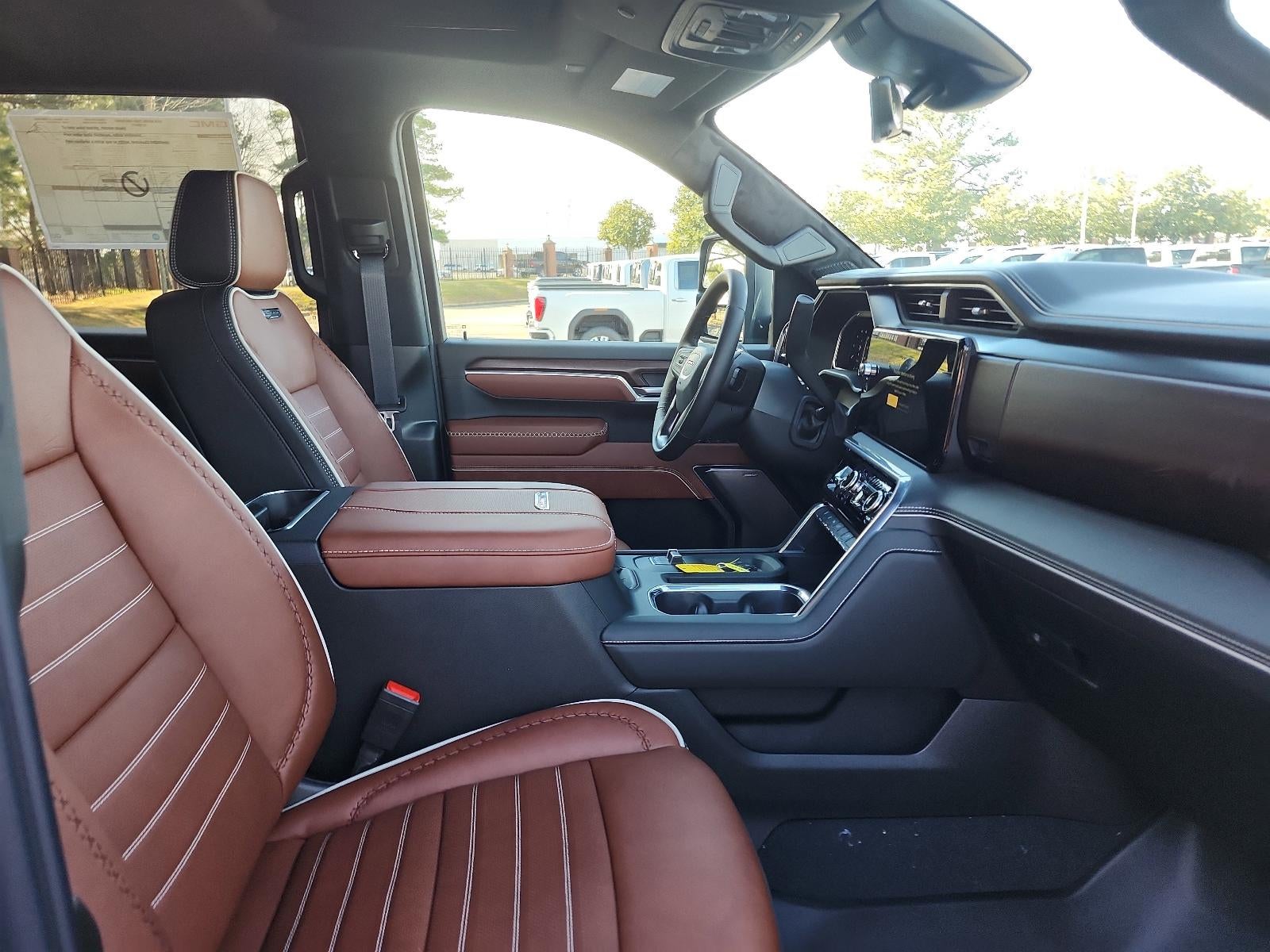 2026 GMC Sierra 2500 HD Crew Cab Standard Box 4-Wheel Drive Denali Ultimate