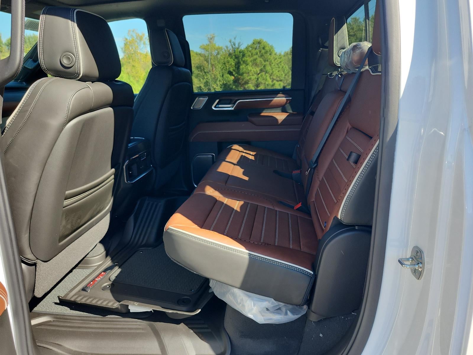 2026 GMC Sierra 2500HD Denali Ultimate - Photo 15