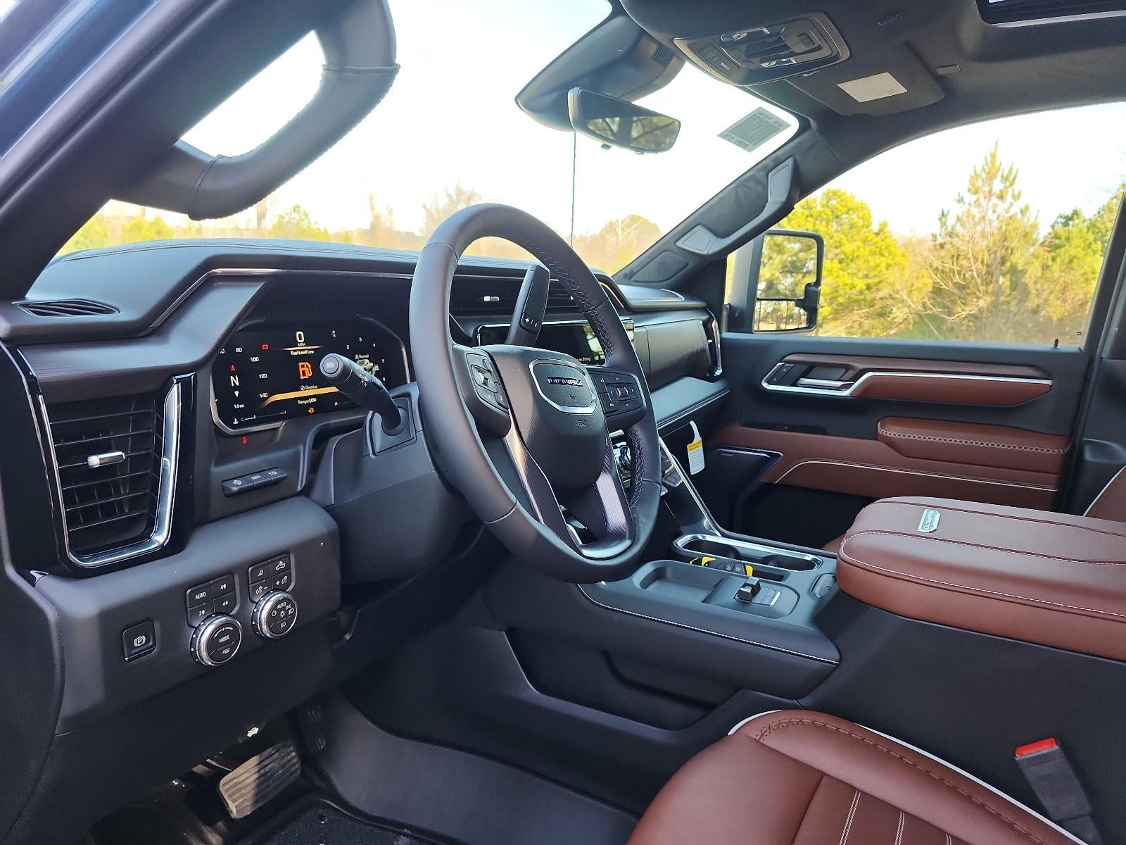 2026 GMC Sierra 2500 HD Crew Cab Standard Box 4-Wheel Drive Denali Ultimate