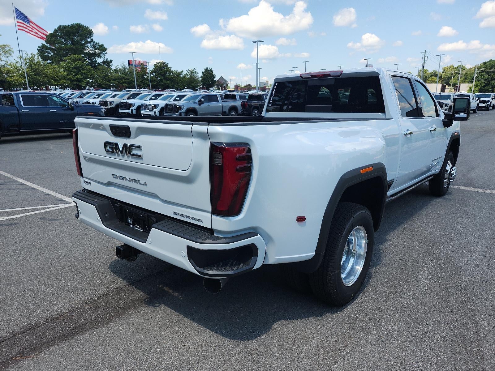 2026 GMC Sierra 3500 HD Crew Cab Long Box 4-Wheel Drive Denali Ultimate