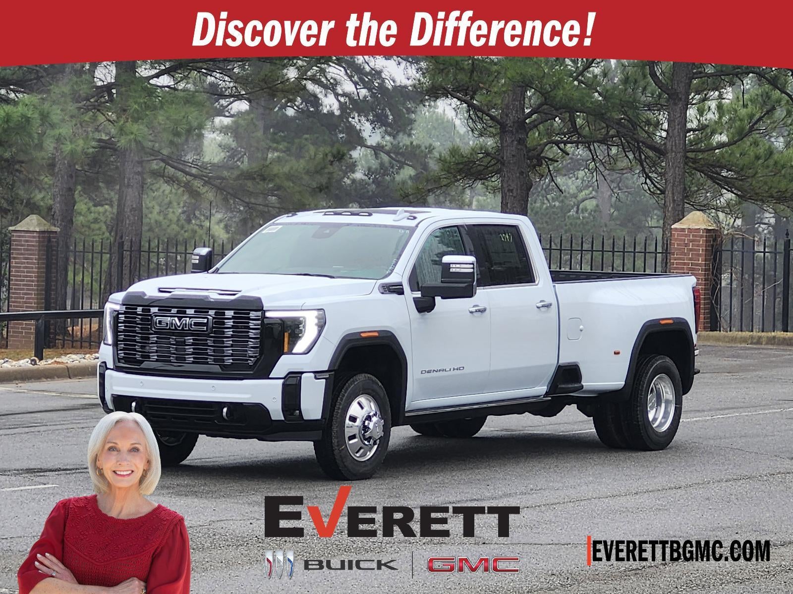 2026 GMC Sierra 3500 HD Crew Cab Long Box 4-Wheel Drive Denali Ultimate