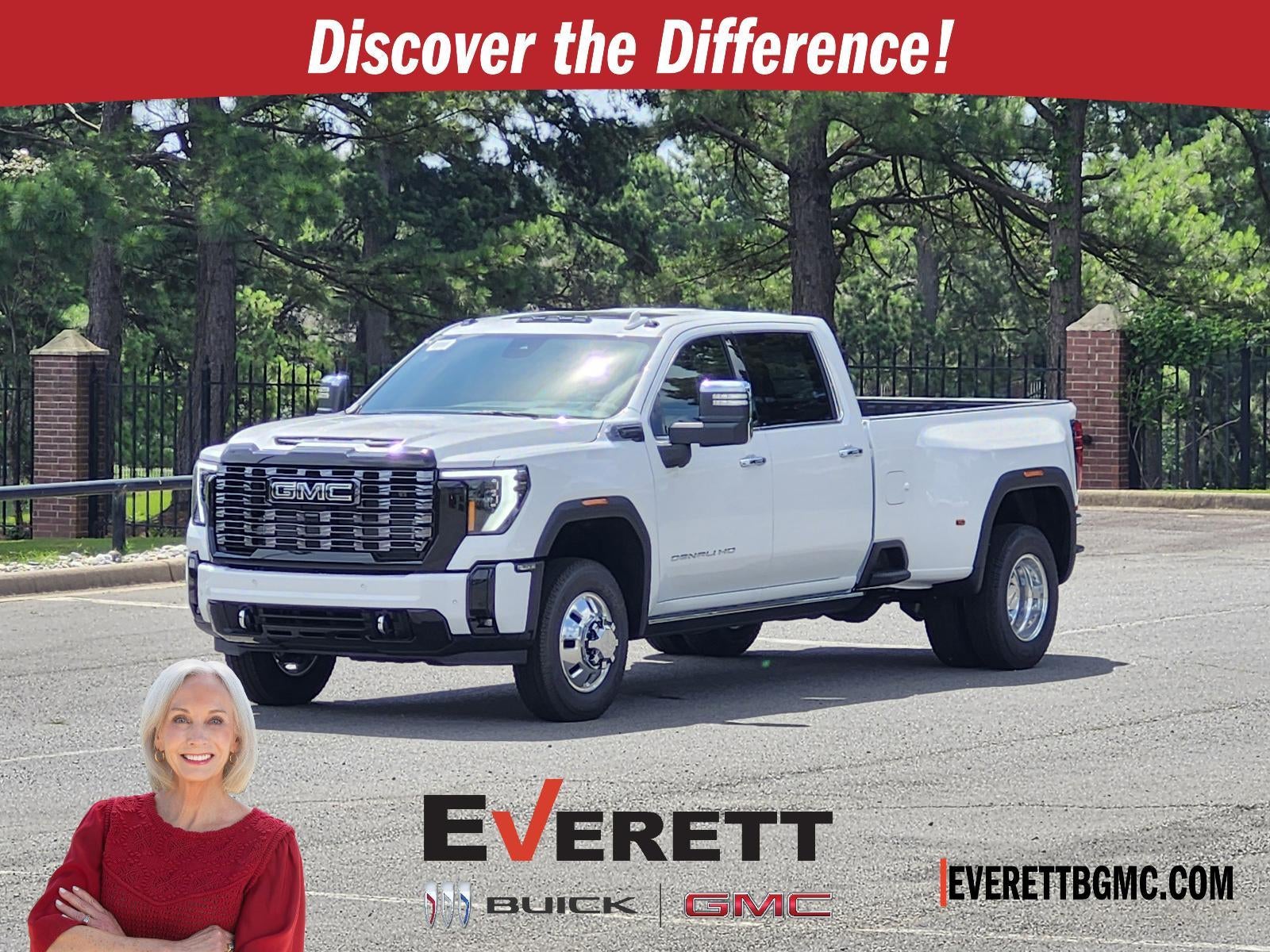 2026 GMC Sierra 3500 HD Crew Cab Long Box 4-Wheel Drive Denali Ultimate