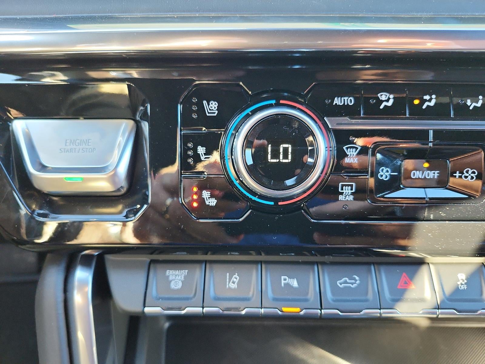 2026 GMC Sierra 3500 HD Crew Cab Long Box 4-Wheel Drive Denali Ultimate