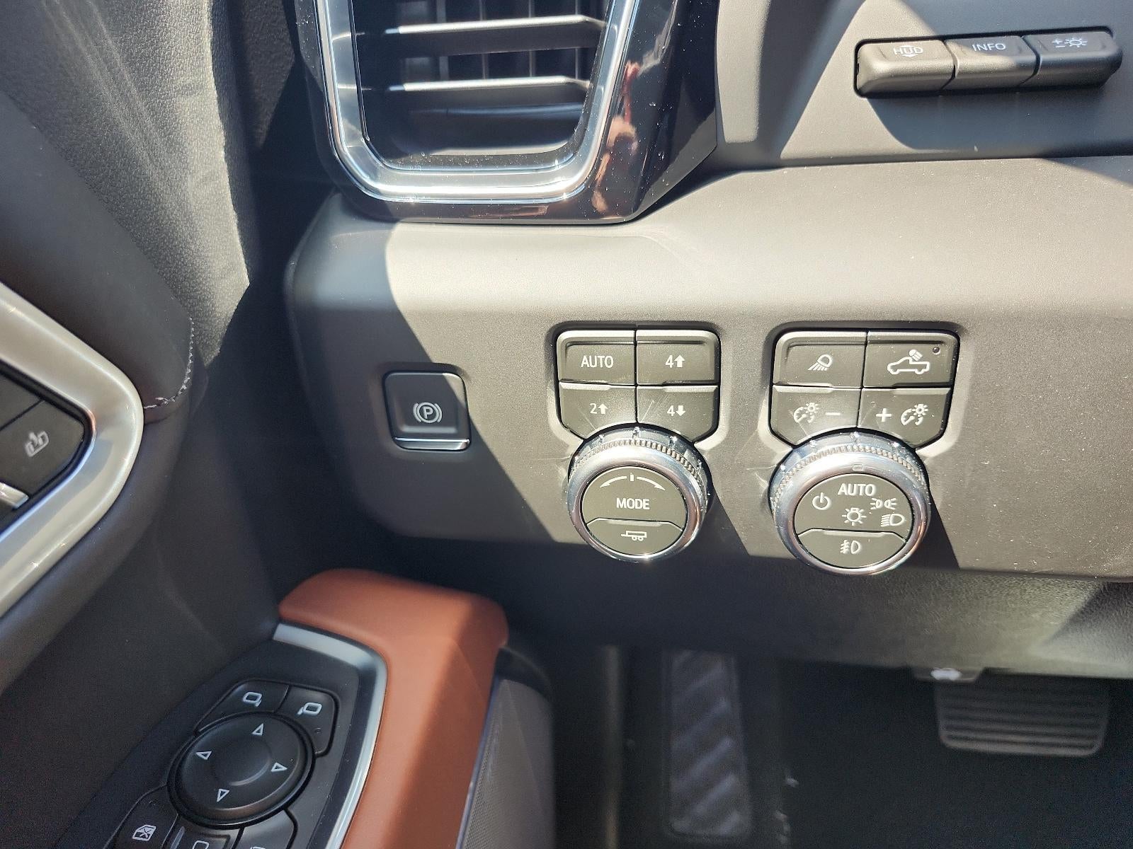 2026 GMC Sierra 3500 HD Crew Cab Long Box 4-Wheel Drive Denali Ultimate