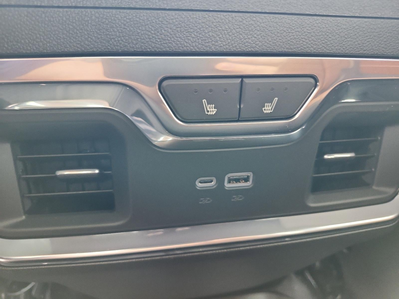 2026 GMC Sierra 3500 HD Crew Cab Long Box 4-Wheel Drive Denali Ultimate