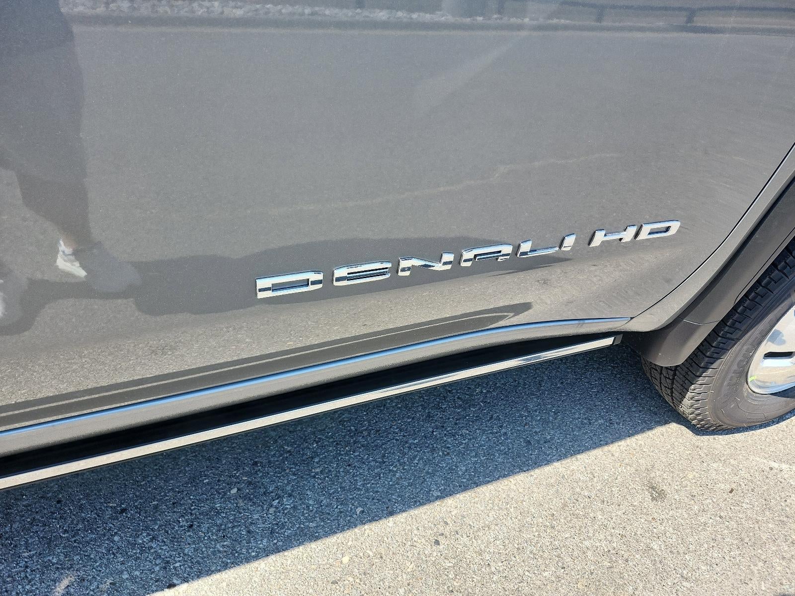 2026 GMC Sierra 3500 HD Crew Cab Long Box 4-Wheel Drive Denali Ultimate