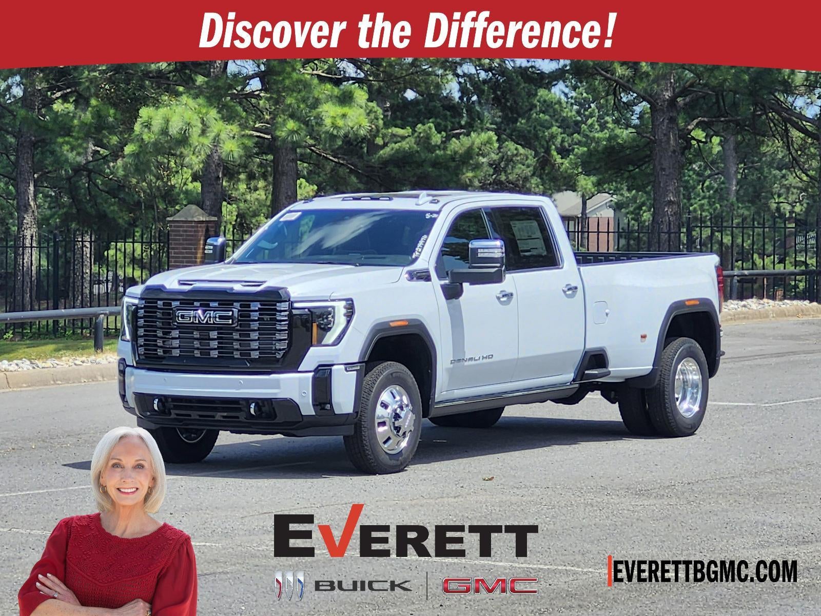 2026 GMC Sierra 3500 HD Crew Cab Long Box 4-Wheel Drive Denali Ultimate