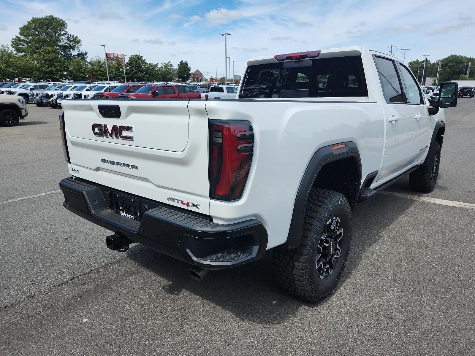 2026 GMC Sierra 2500 HD Crew Cab Standard Box 4-Wheel Drive AT4X