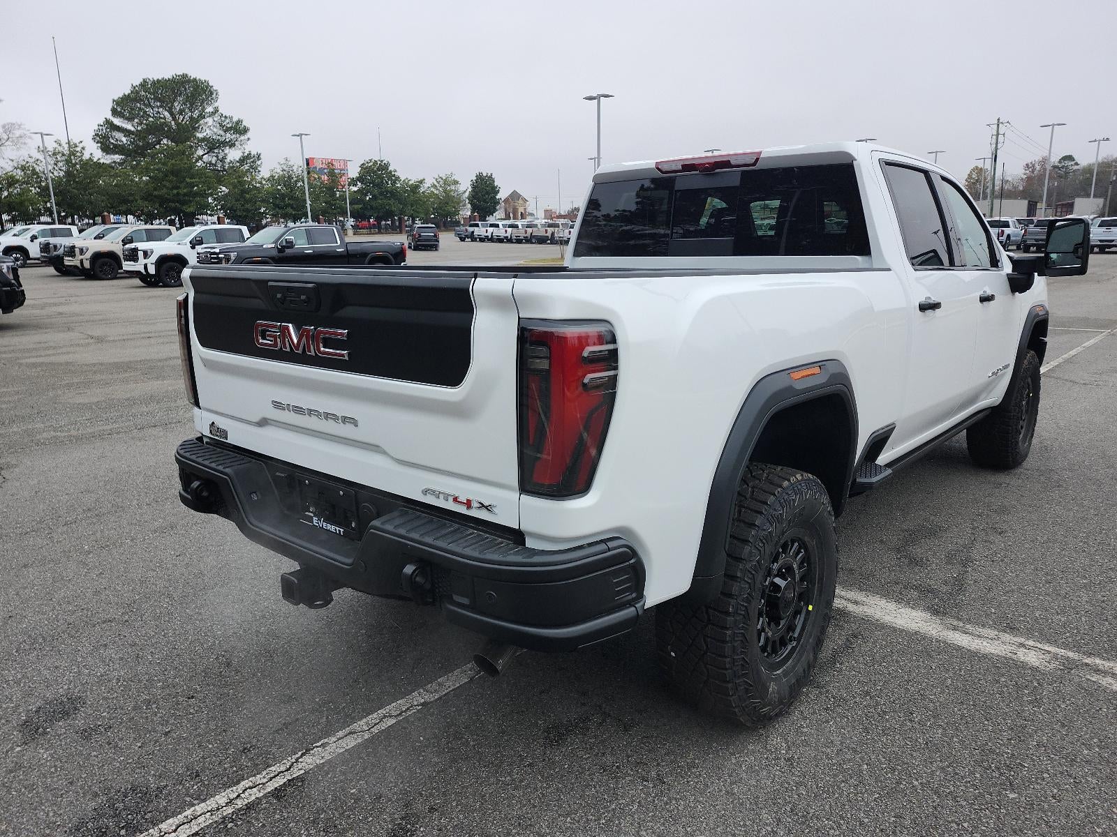 2026 GMC Sierra 2500 HD Crew Cab Standard Box 4-Wheel Drive AT4X