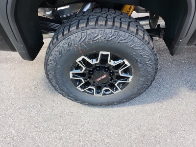 2026 GMC Sierra 2500 HD Crew Cab Standard Box 4-Wheel Drive AT4X