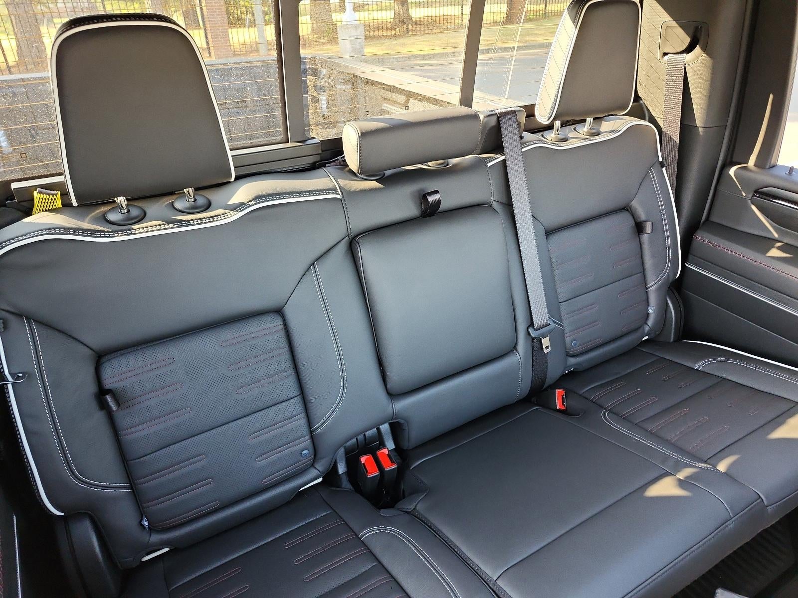 2026 GMC Sierra 2500 HD Crew Cab Standard Box 4-Wheel Drive AT4X