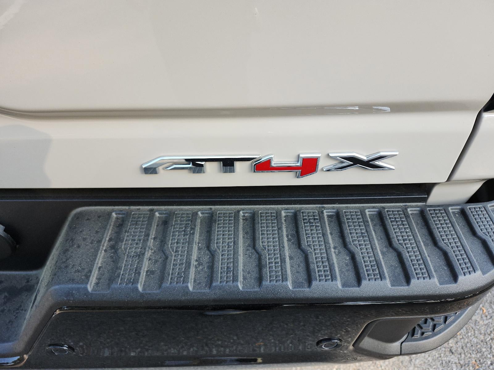 2026 GMC Sierra 2500 HD Crew Cab Standard Box 4-Wheel Drive AT4X