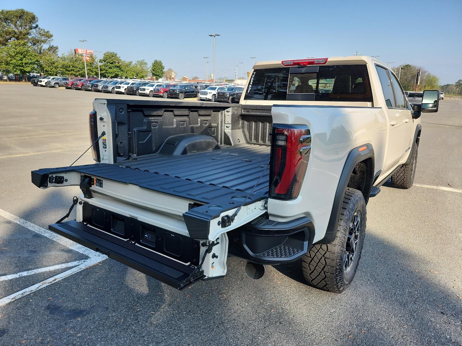 2026 GMC Sierra 2500 HD Crew Cab Standard Box 4-Wheel Drive AT4X