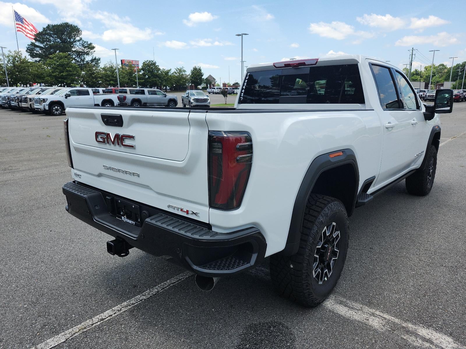 2026 GMC Sierra 2500 HD Crew Cab Standard Box 4-Wheel Drive AT4X