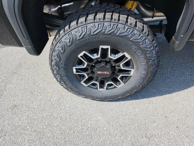 2026 GMC Sierra 2500 HD Crew Cab Standard Box 4-Wheel Drive AT4X