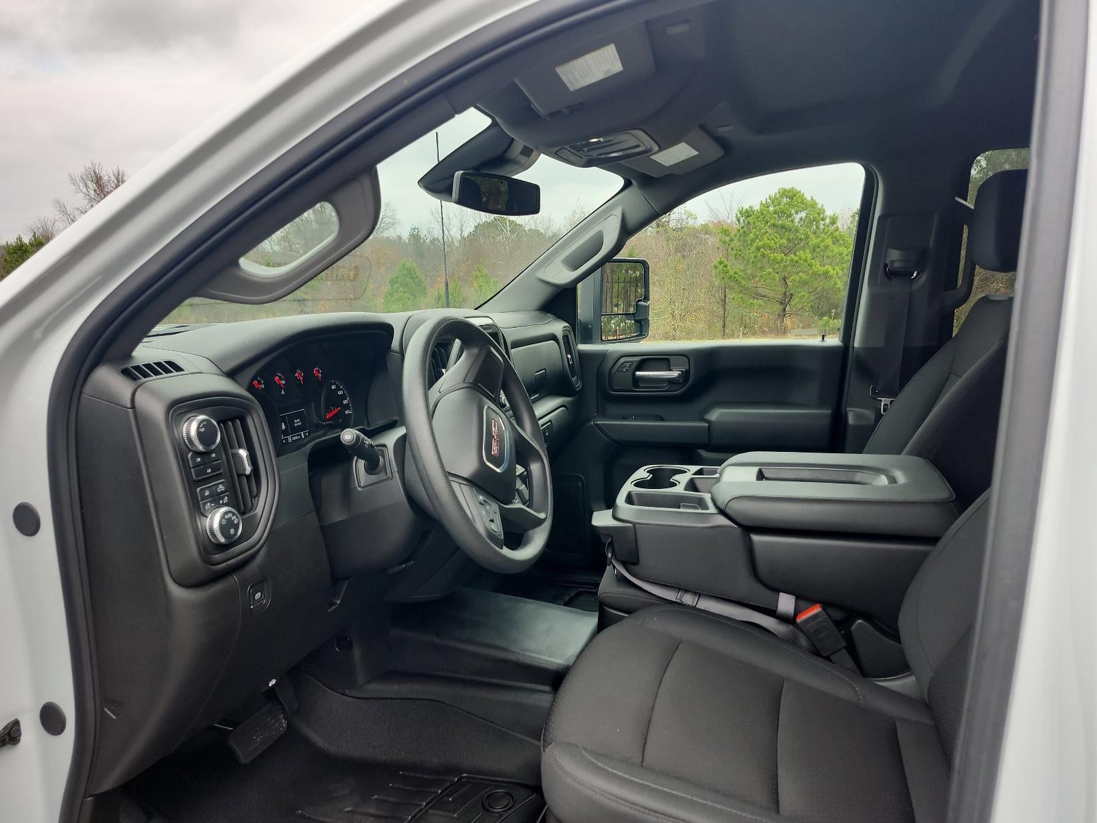 2024 GMC Sierra 2500 HD Pro