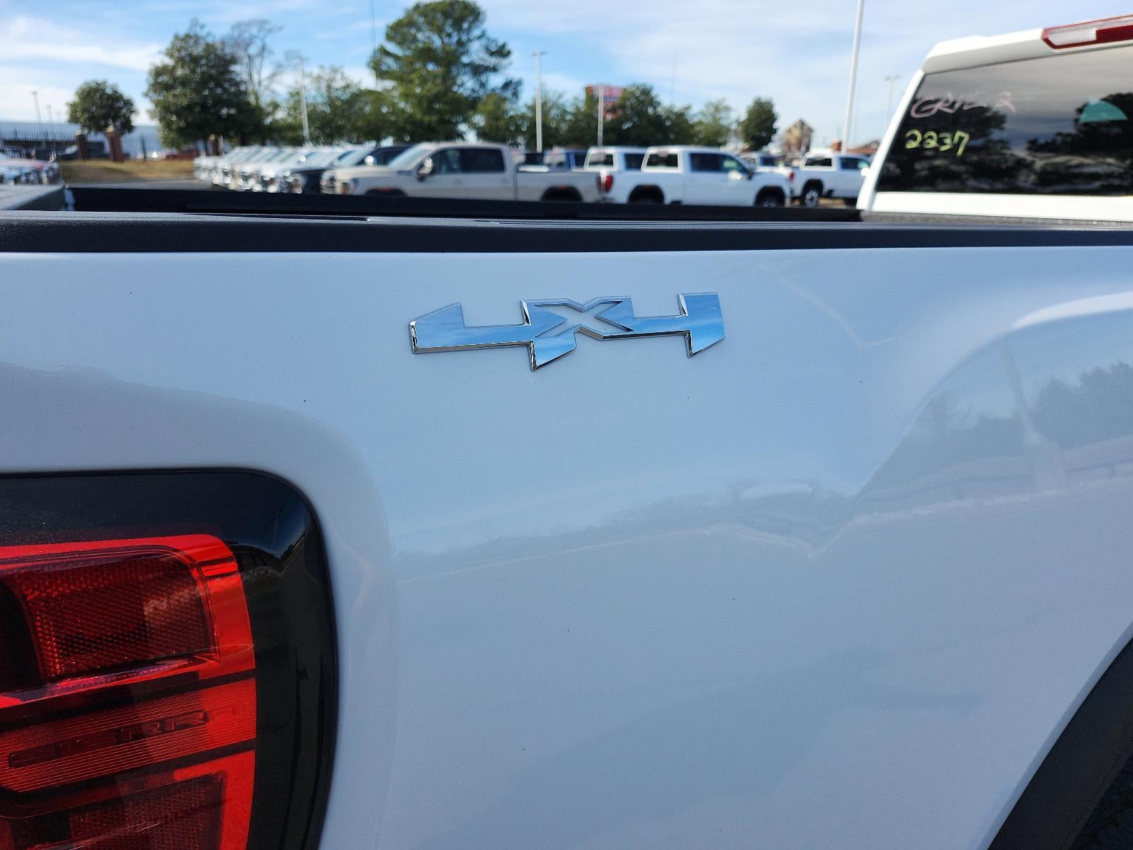 2026 GMC Sierra 2500 HD Double Cab Long Box 4-Wheel Drive Pro