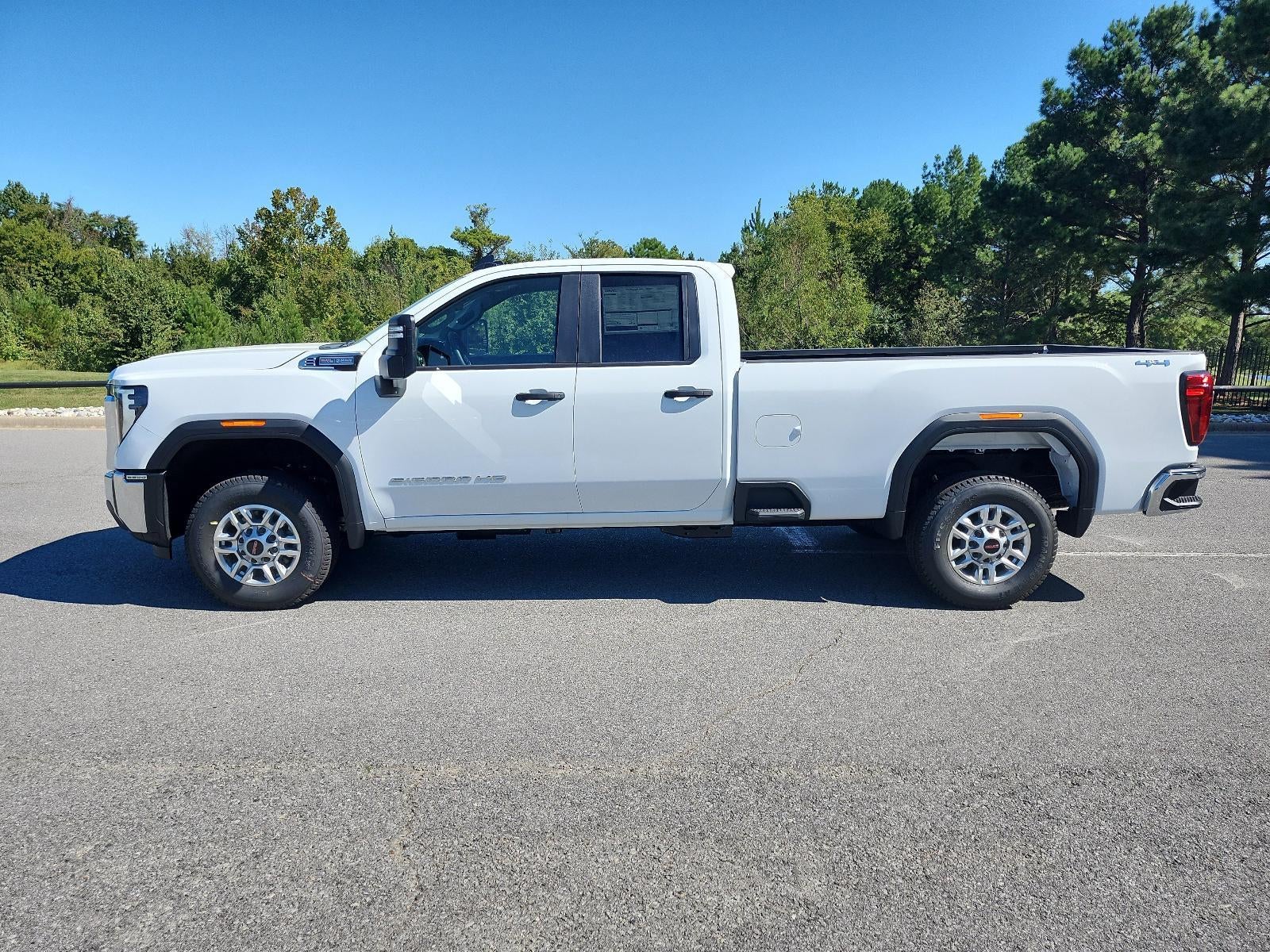 2026 GMC Sierra 2500 HD Double Cab Long Box 4-Wheel Drive Pro