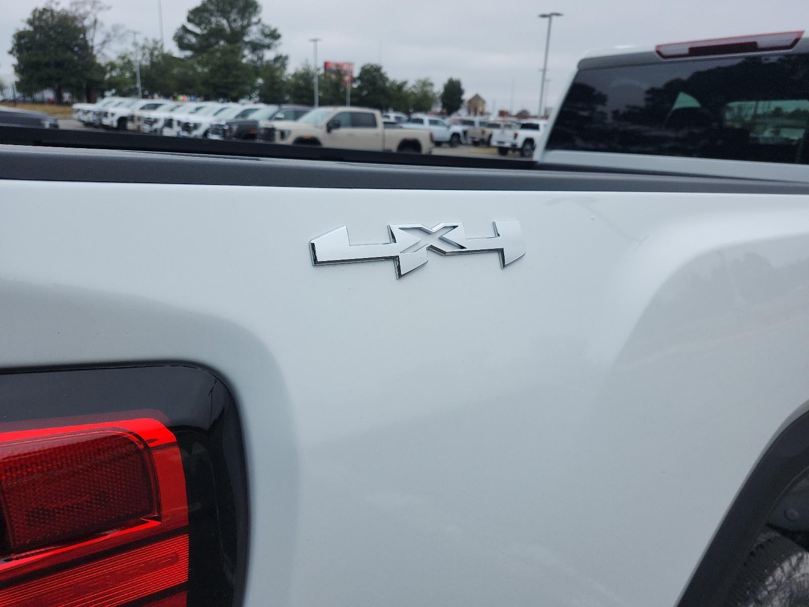 2026 GMC Sierra 2500 HD Double Cab Long Box 4-Wheel Drive Pro