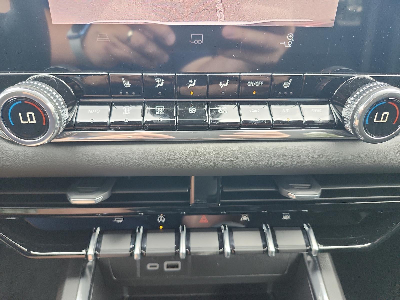 2026 GMC Canyon Crew Cab Short Box 2-Wheel Drive Elevation