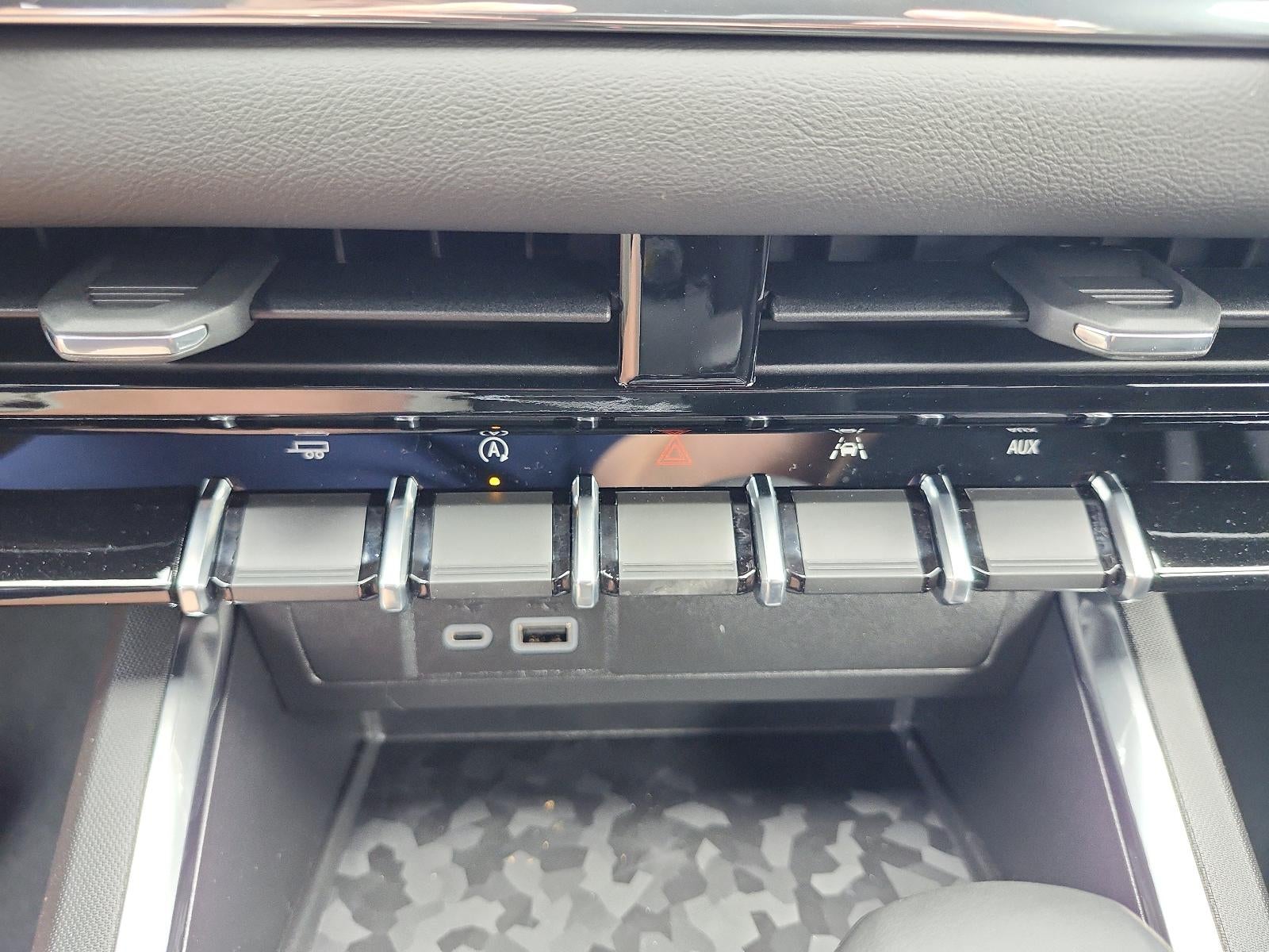 2026 GMC Canyon Crew Cab Short Box 2-Wheel Drive Elevation