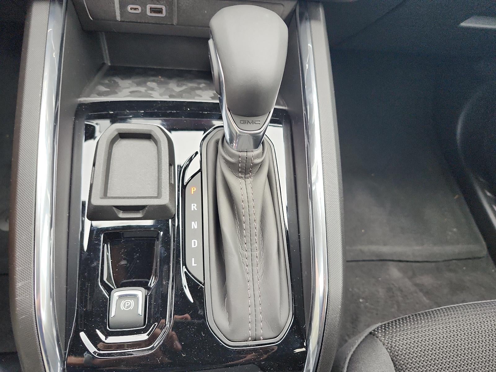 2026 GMC Canyon Crew Cab Short Box 2-Wheel Drive Elevation