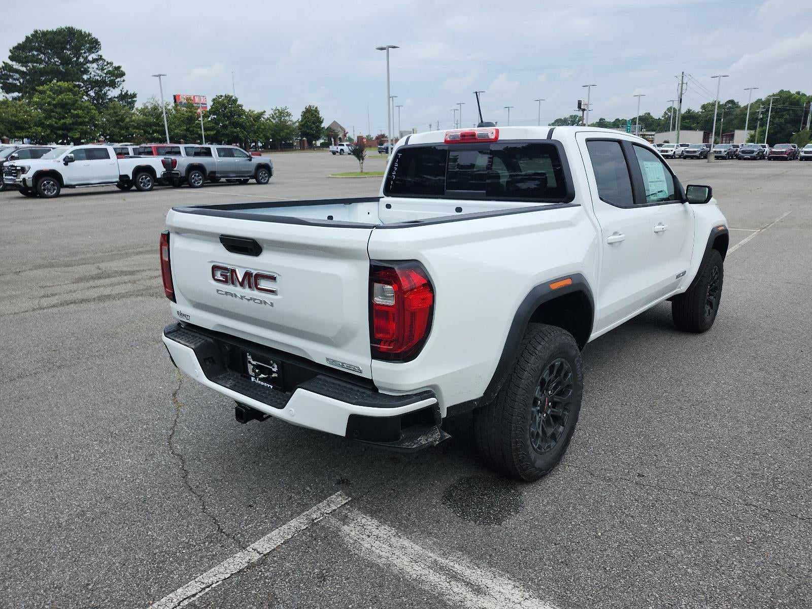 2026 GMC Canyon Crew Cab Short Box 2-Wheel Drive Elevation