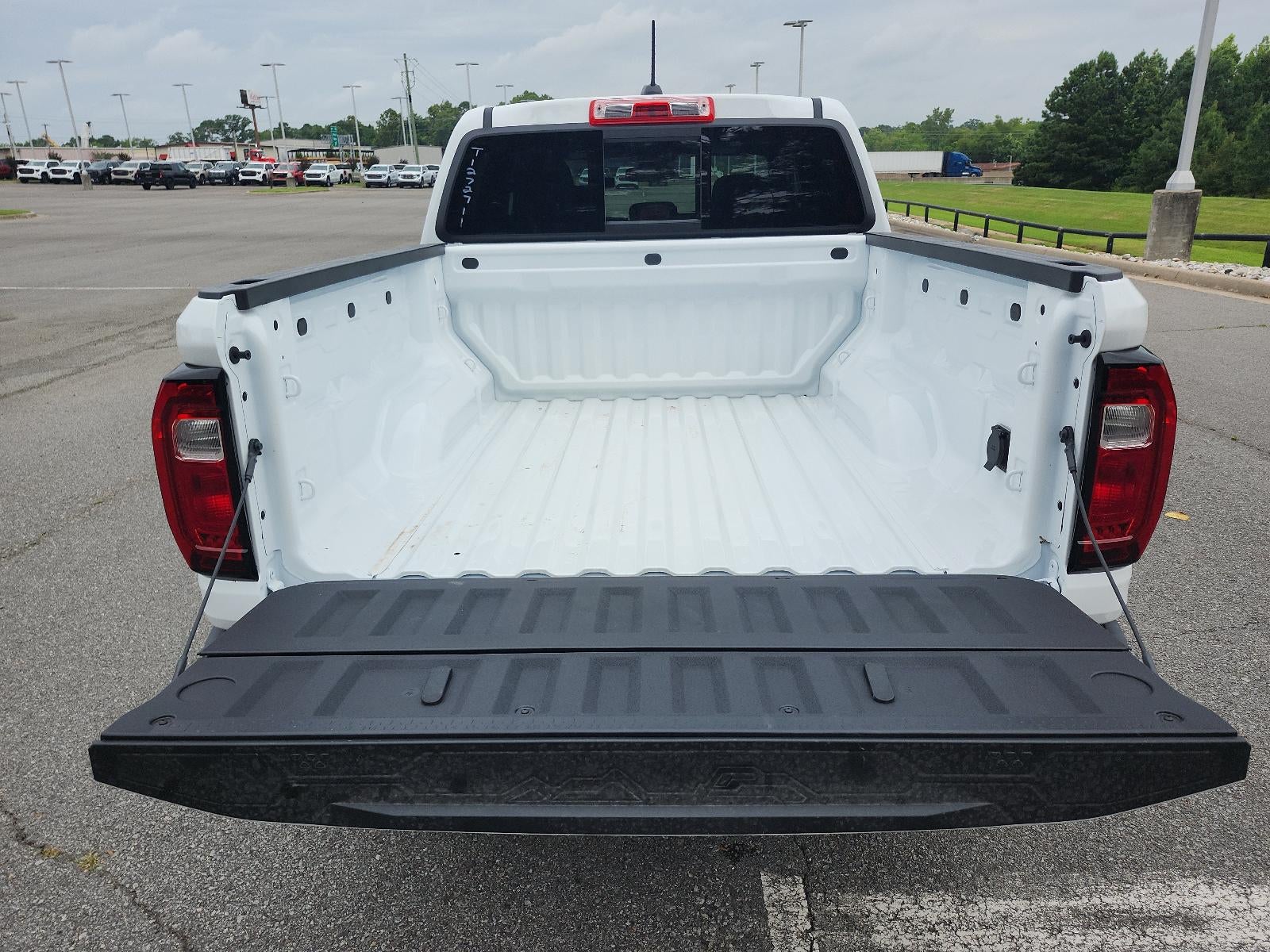 2026 GMC Canyon Crew Cab Short Box 2-Wheel Drive Elevation