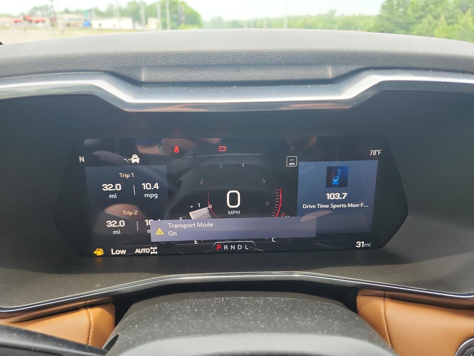 2025 GMC Canyon Crew Cab Short Box 4-Wheel Drive AT4