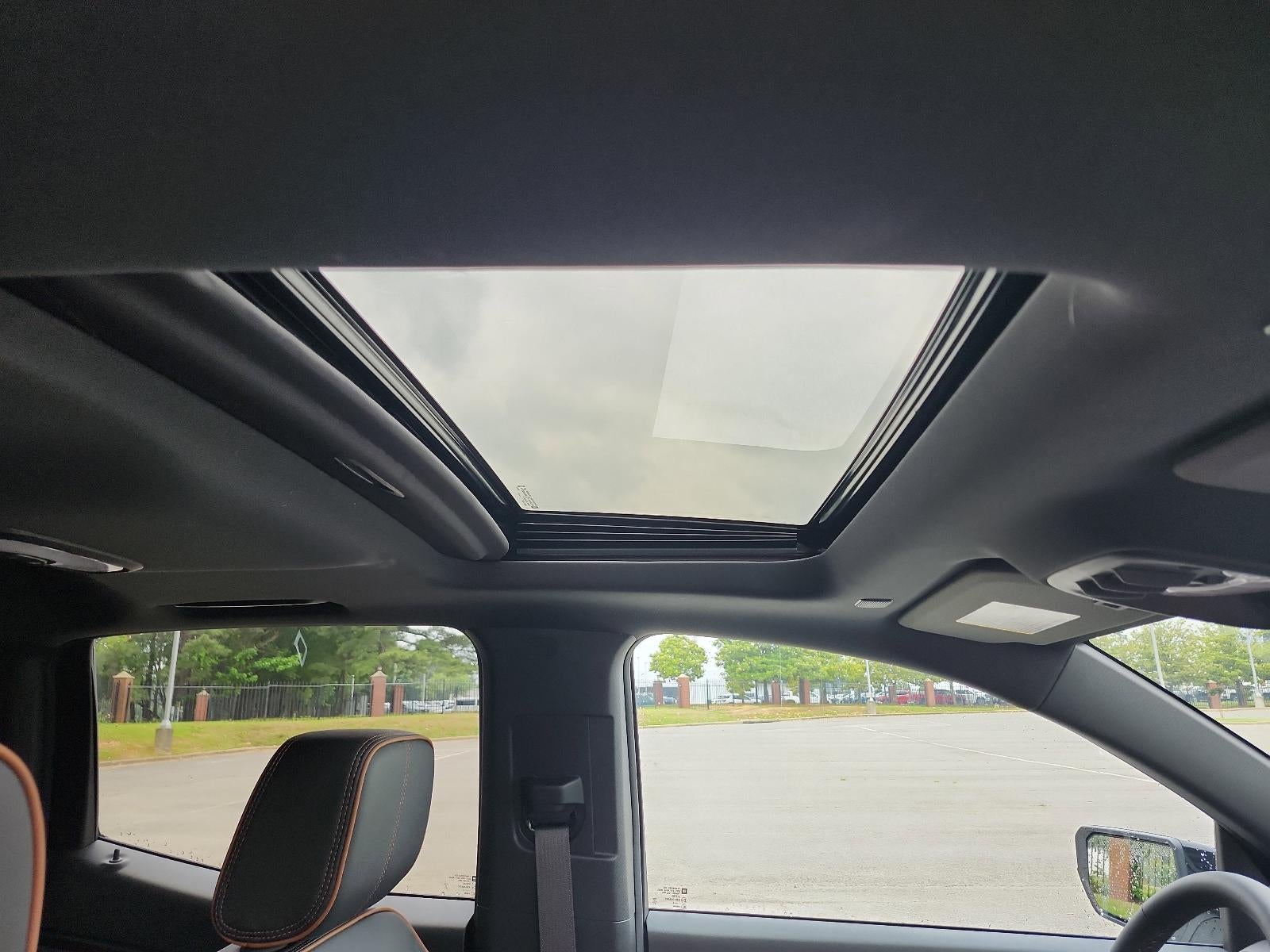 2025 GMC Canyon Crew Cab Short Box 4-Wheel Drive AT4