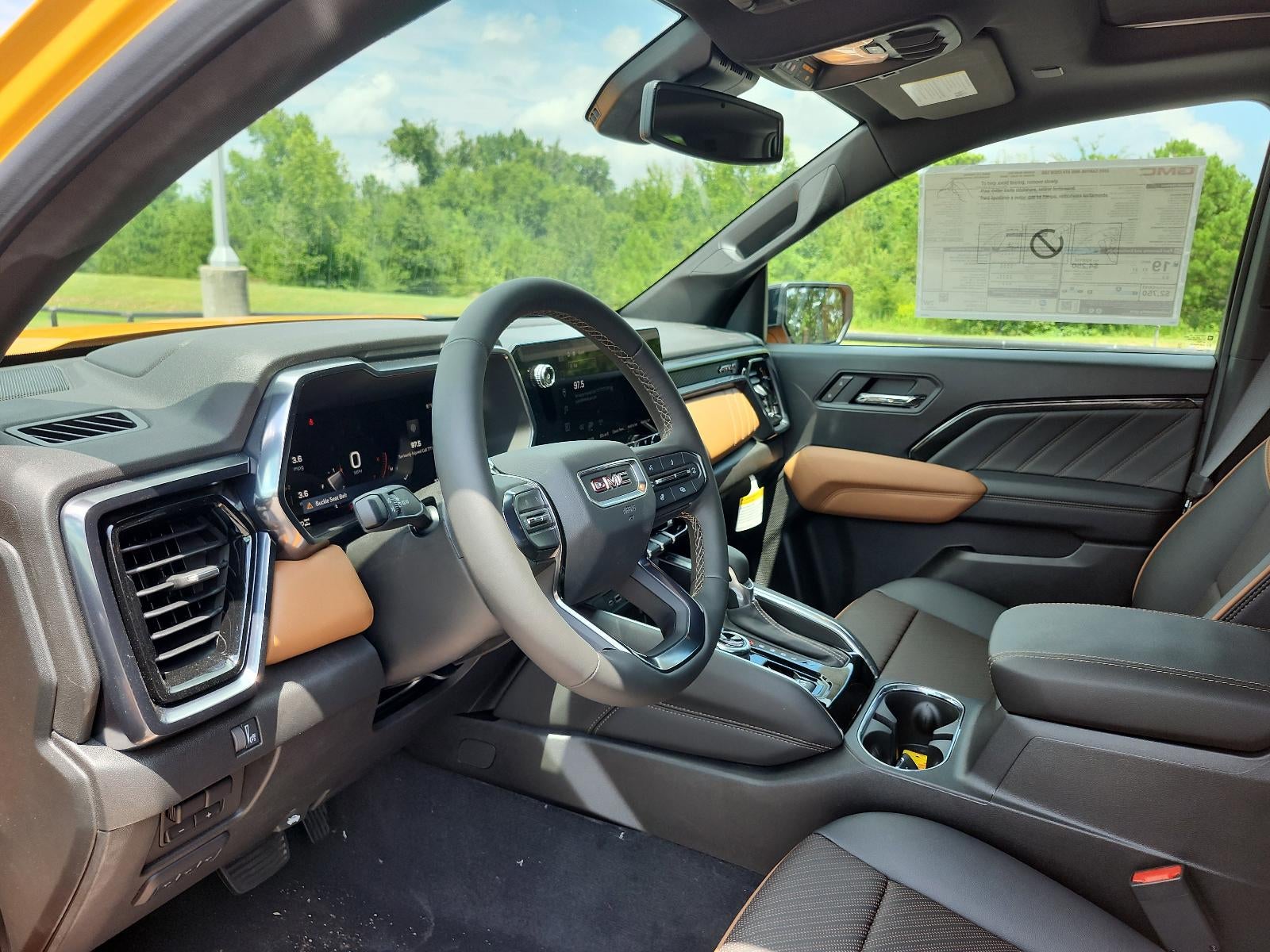 2025 GMC Canyon Crew Cab Short Box 4-Wheel Drive AT4