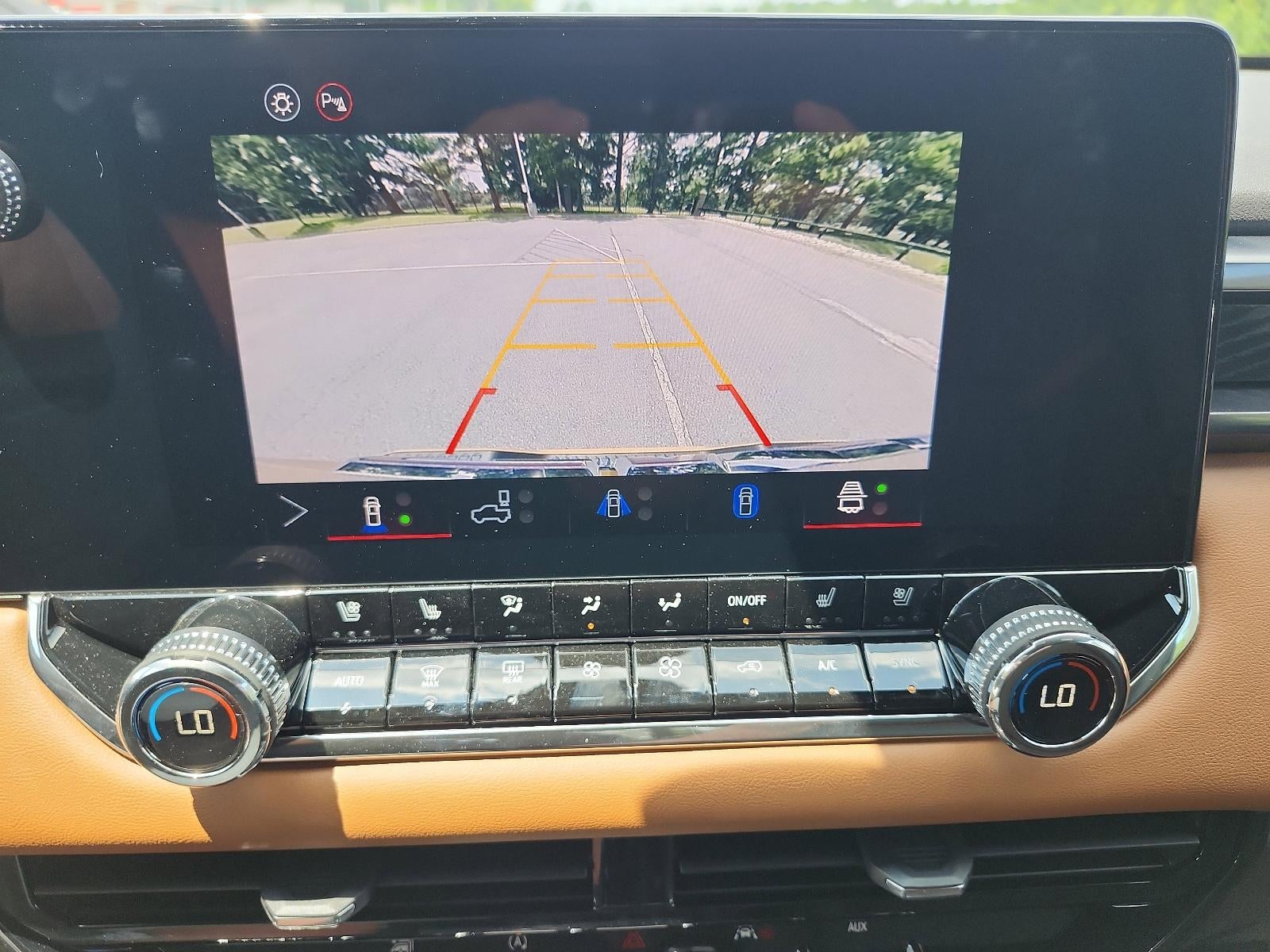 2025 GMC Canyon Crew Cab Short Box 4-Wheel Drive AT4