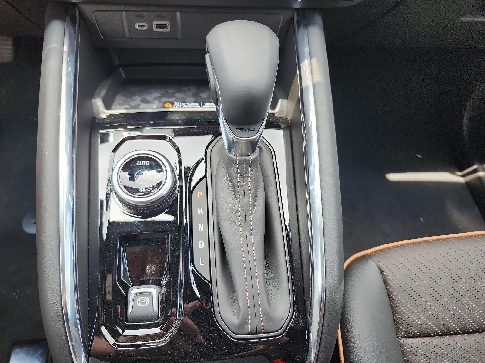 2025 GMC Canyon Crew Cab Short Box 4-Wheel Drive AT4