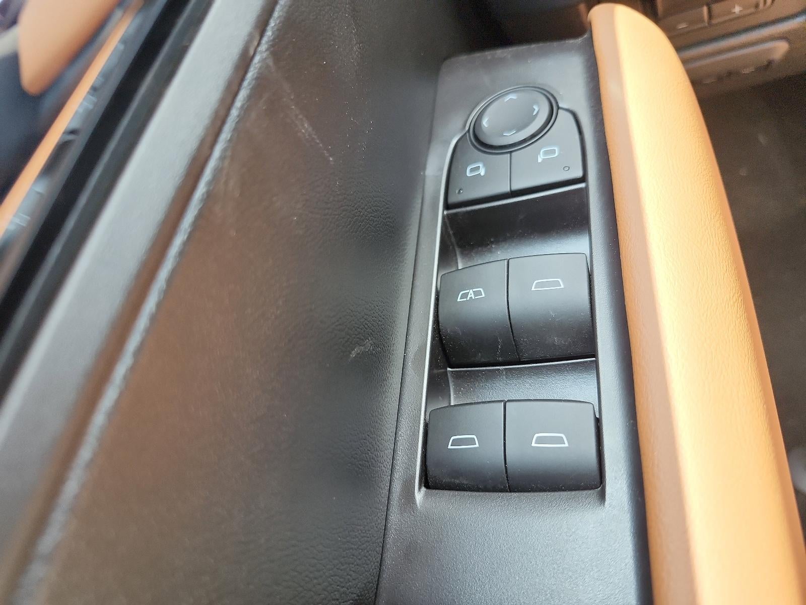 2025 GMC Canyon Crew Cab Short Box 4-Wheel Drive AT4