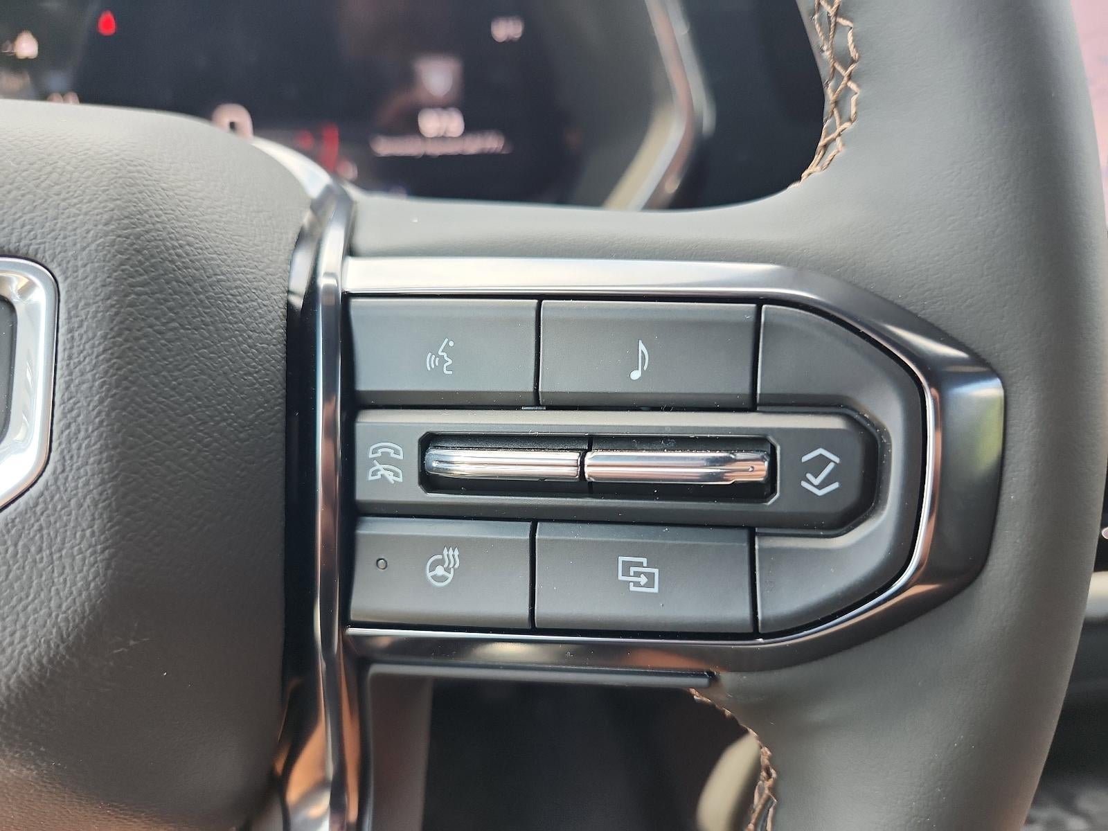 2025 GMC Canyon Crew Cab Short Box 4-Wheel Drive AT4