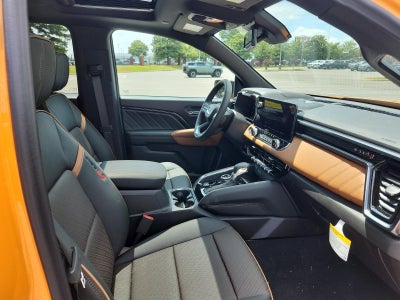 2025 GMC Canyon Crew Cab Short Box 4-Wheel Drive AT4