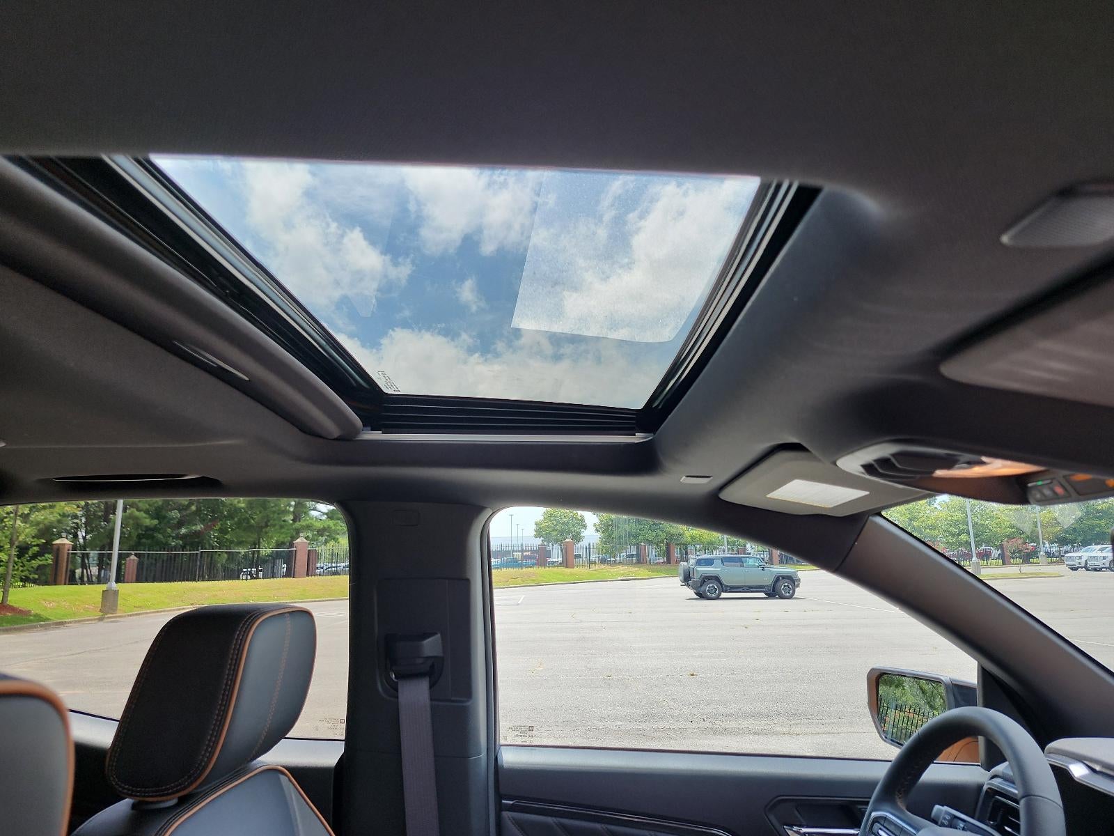 2025 GMC Canyon Crew Cab Short Box 4-Wheel Drive AT4