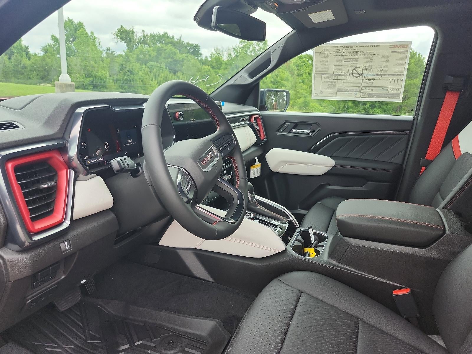 2025 GMC Canyon Crew Cab Short Box 4-Wheel Drive AT4